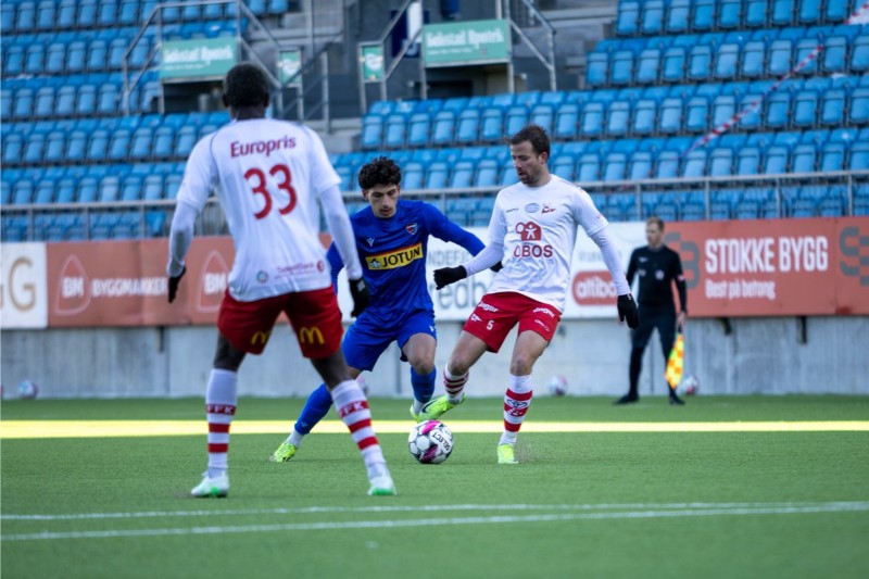 Sandefjord đủ sức đánh bại Fredrikstad